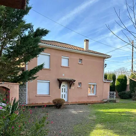 Ty Calon Lan בית נופש *