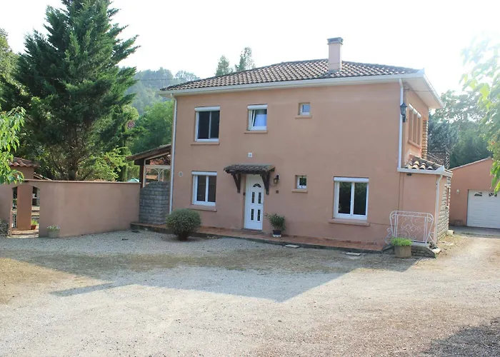 Ty Calon Lan بيت للعطل *